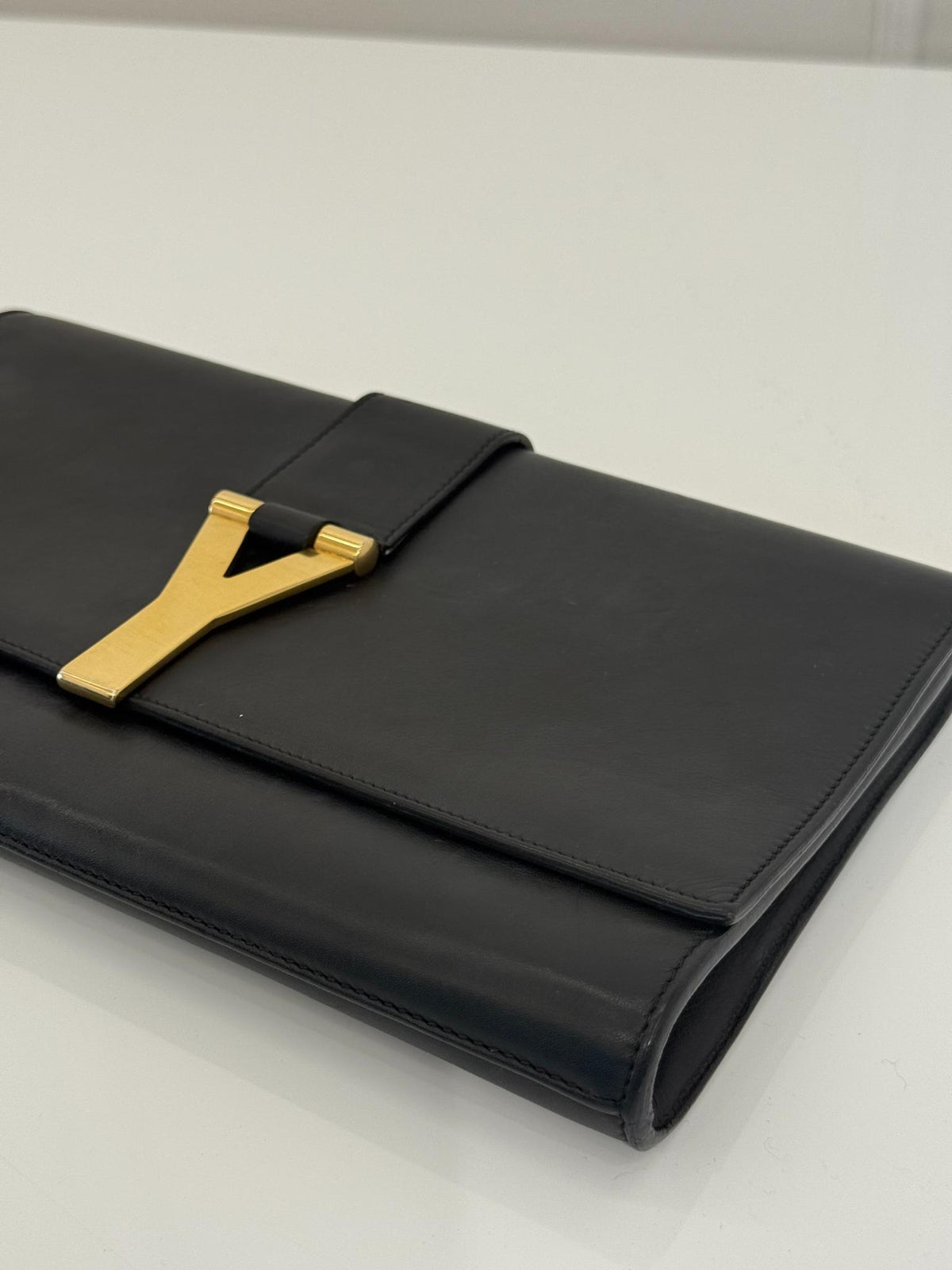 Saint Laurent Black Leather Chyc Clutch