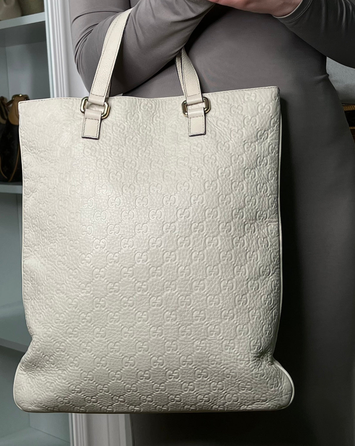 Gucci Guccissima Flat Vertical Tote Off White