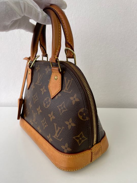 Louis Vuitton Alma BB Monogram Canvas