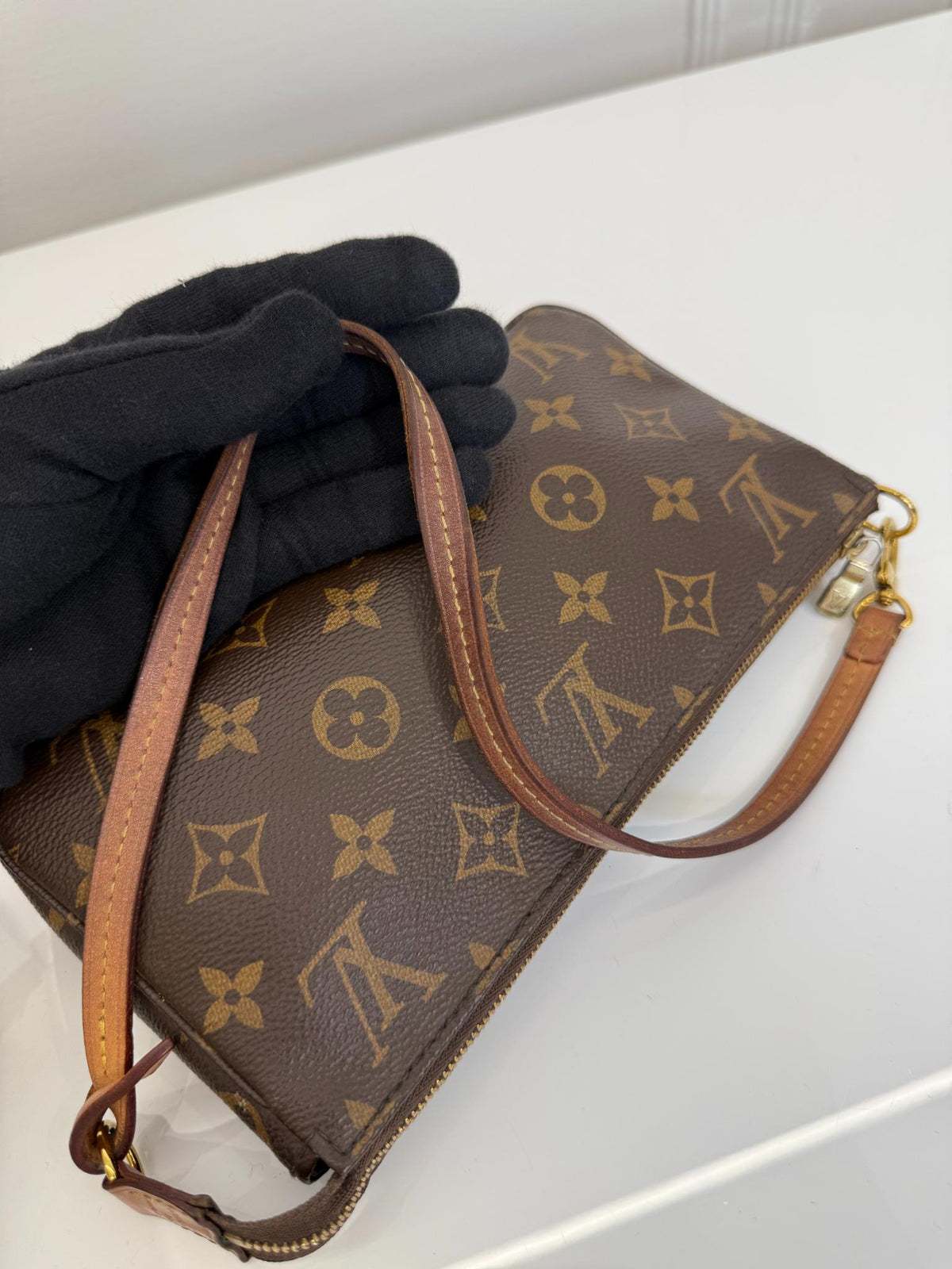 Louis Vuitton Pochette Accessories Monogram Canvas