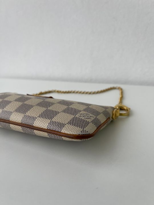 Louis Vuitton Damier Azur Pochette Milla MM