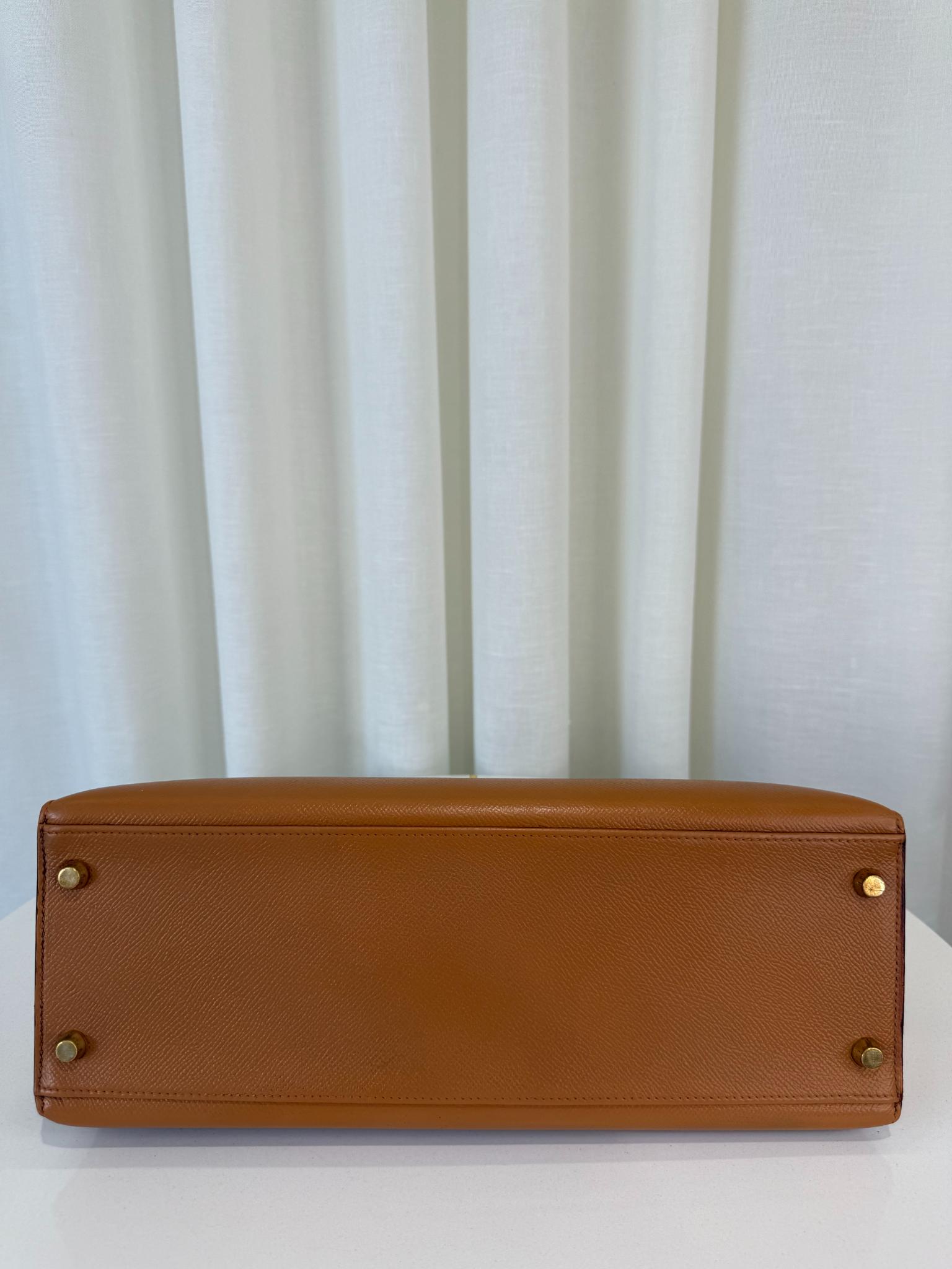Hermès Kelly Sellier 32 Gold Epsom Leather GHW