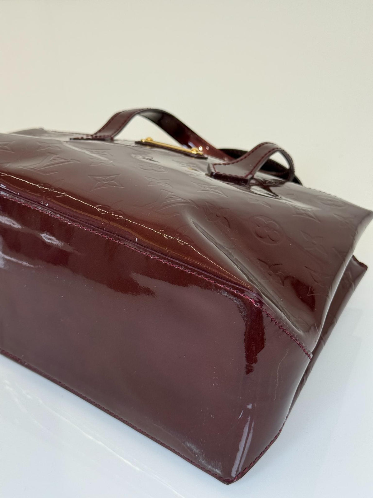 Louis Vuitton Wilshire PM Amarante Monogram Vernis Bag