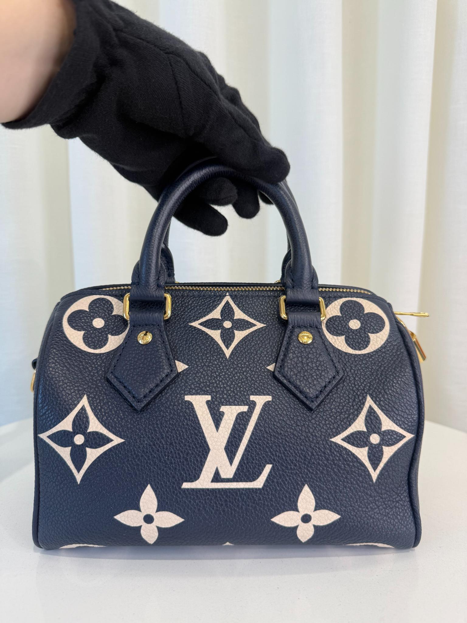 Louis Vuitton Speedy Bandoulière 20 Navy Blue/Beige Monogram Empreinte