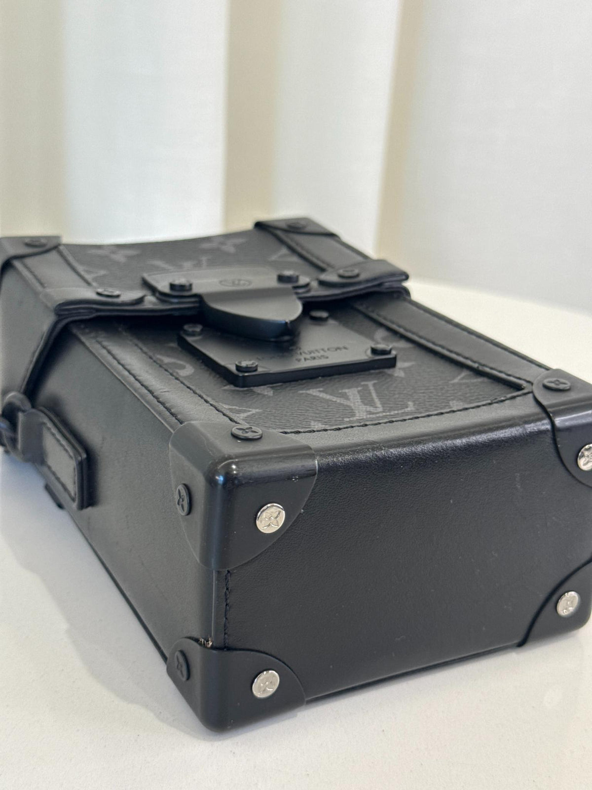 Louis Vuitton Vertical Trunk Wearable Wallet Black Monogram Eclipse