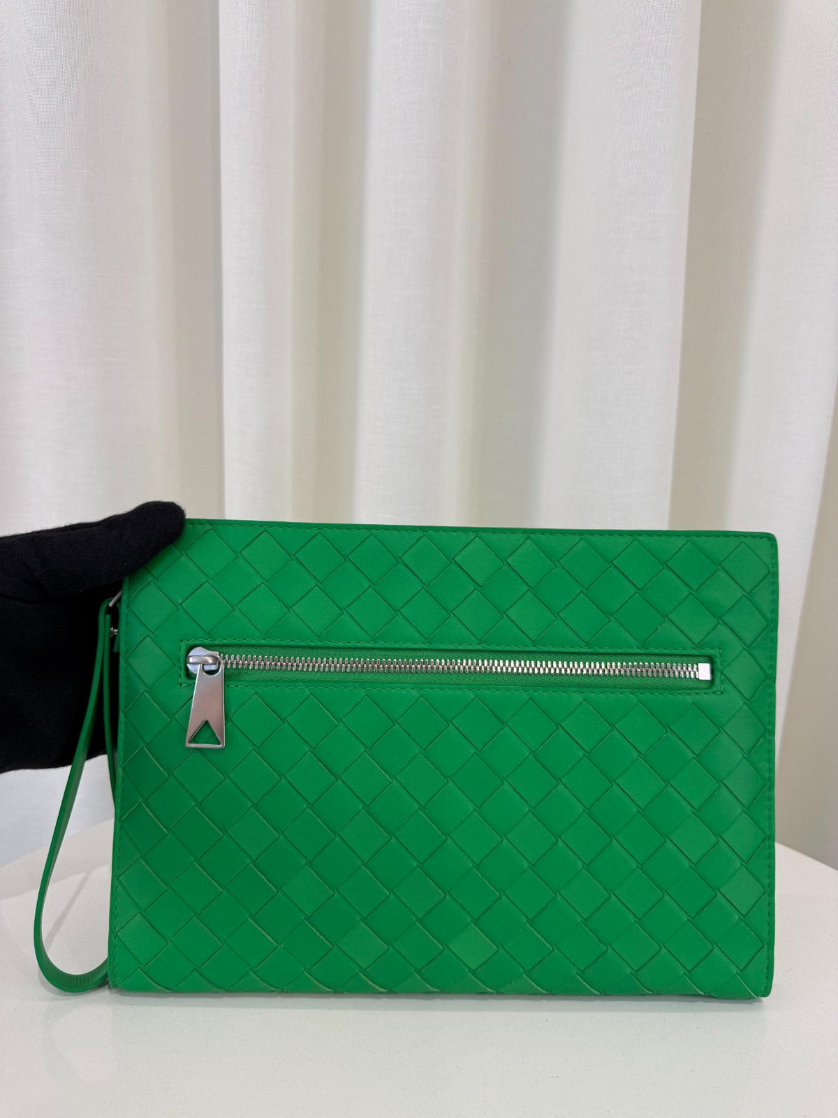 Bottega Veneta Parakeet Green Intrecciato-Weave Clutch
