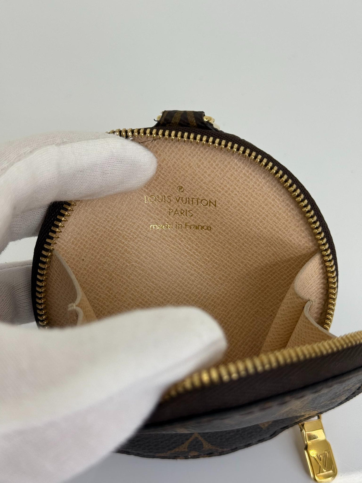 Louis Vuitton Round Coin Purse Monogram Canvas