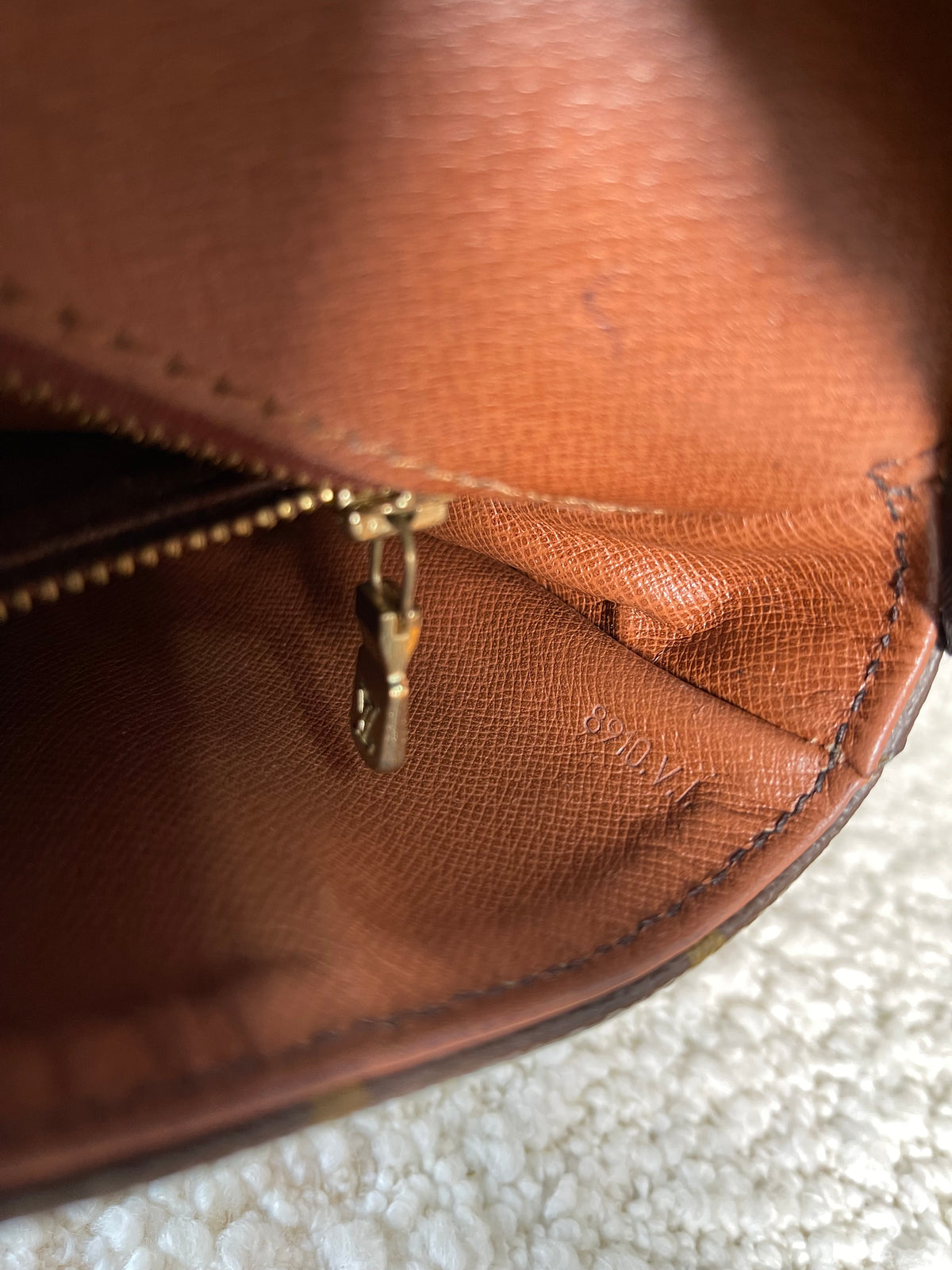 Louis Vuitton Chantilly Monogram Canvas Shoulder Bag