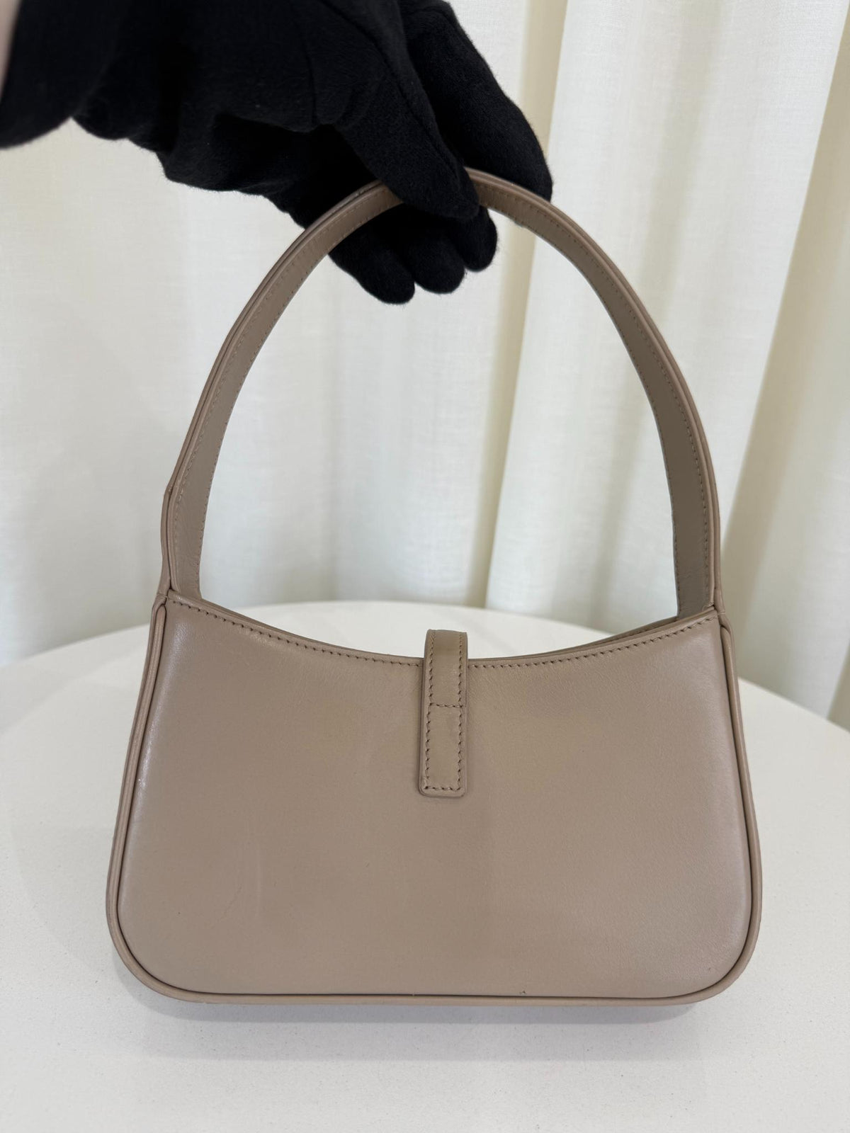 Saint Laurent Le 5 À 7 Smooth Leather Mini Hobo Bag
