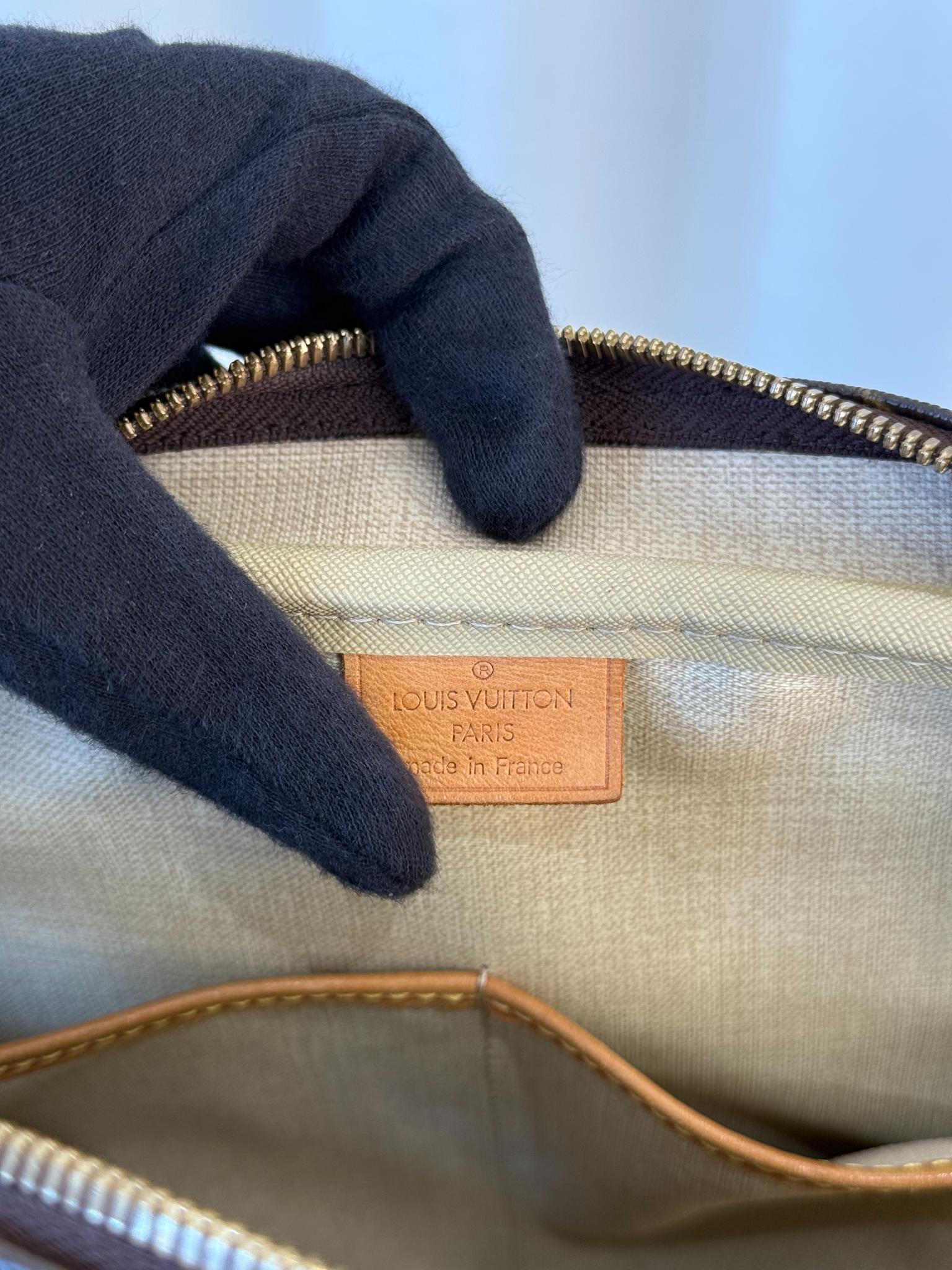 Louis Vuitton Vintage Deauville Monogram Canvas