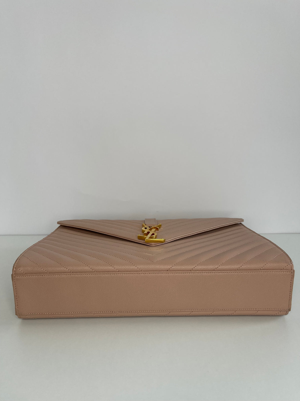 Saint Laurent Large Envelope Beige Grain De Poudre Chain Bag