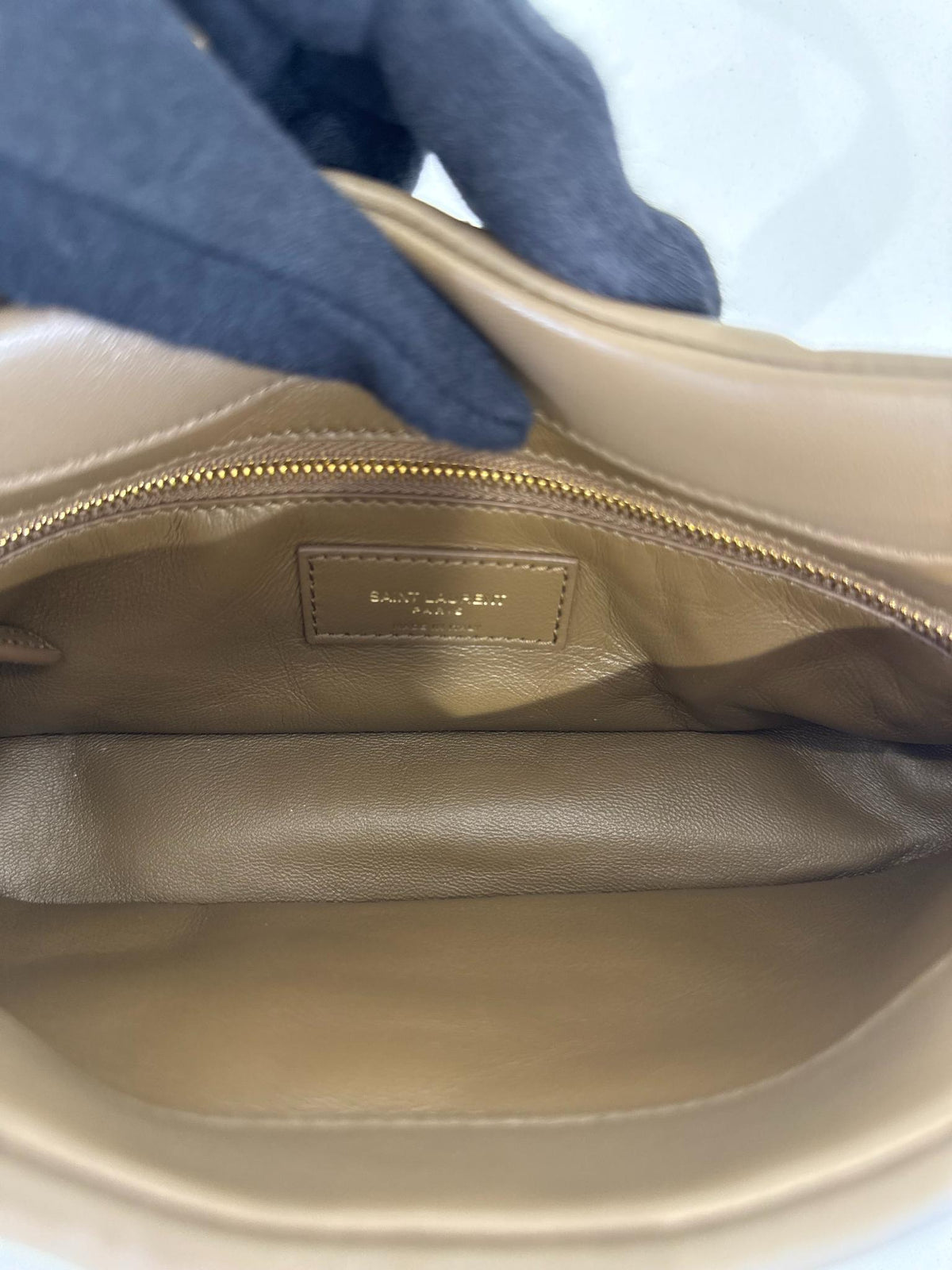 Saint Laurent Padded Lambskin Le 5 À 7 Hobo Dark Peanut