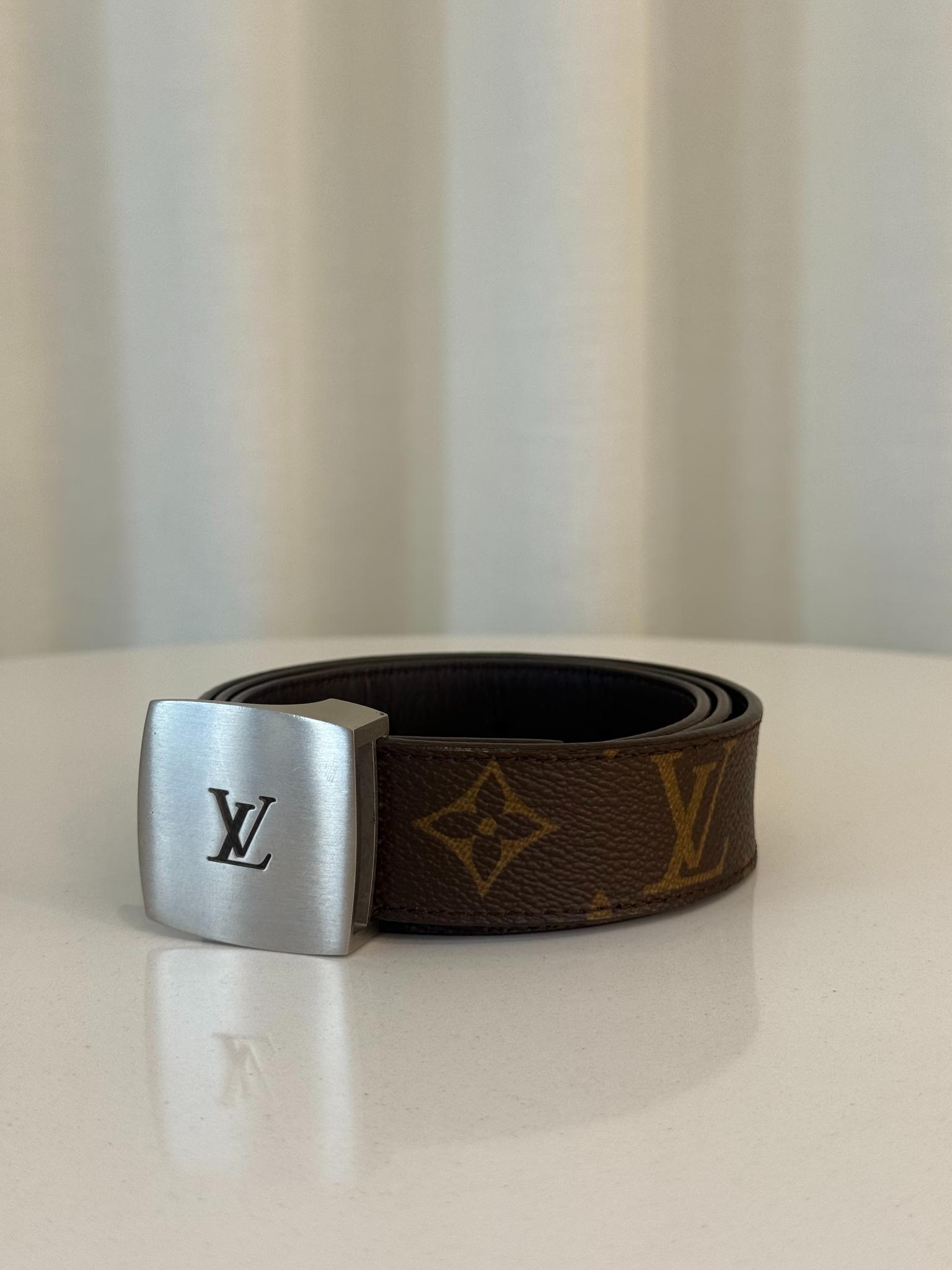 Louis Vuitton Monogram Canvas LV Cut Belt