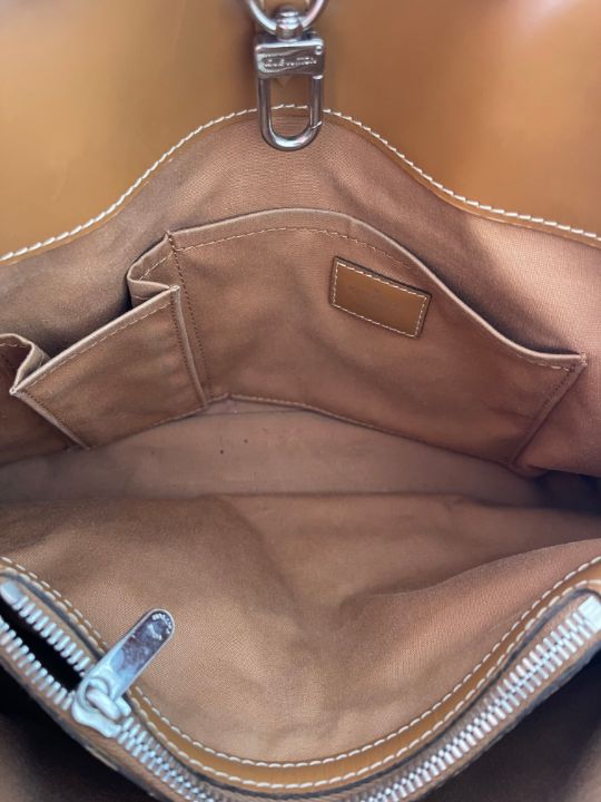 Louis Vuitton Cannelle Epi Leather Passy PM Bag