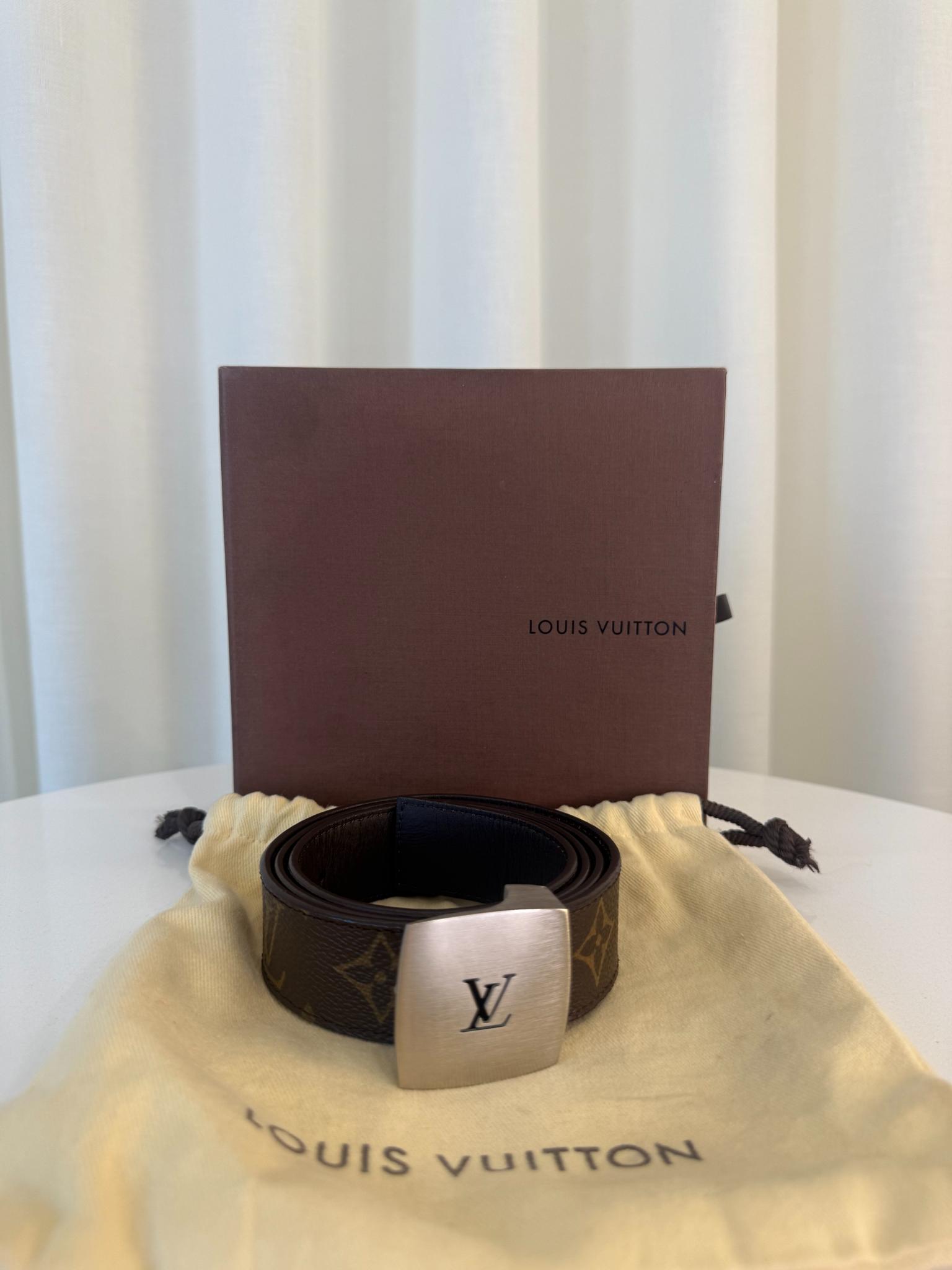 Louis Vuitton Monogram Canvas LV Cut Belt