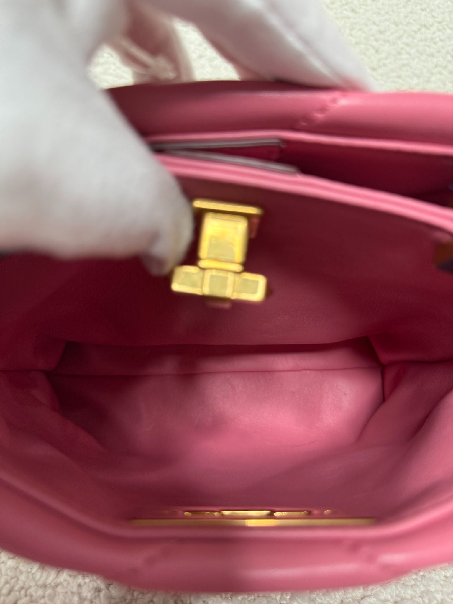 Valentino Garavani Small Roman Stud Pink Leather Bag