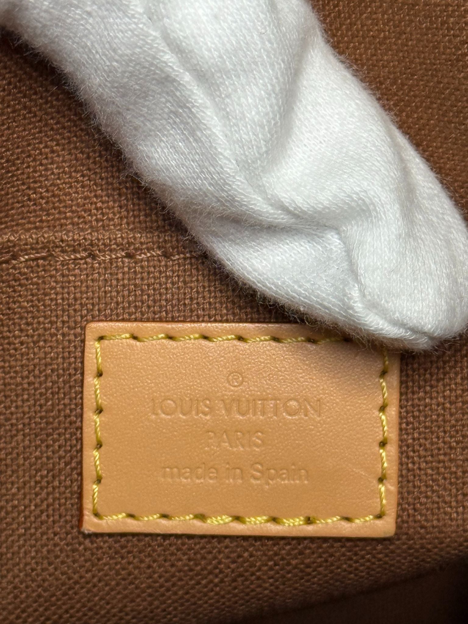 Louis Vuitton Petit Sac Plat Monogram Canvas