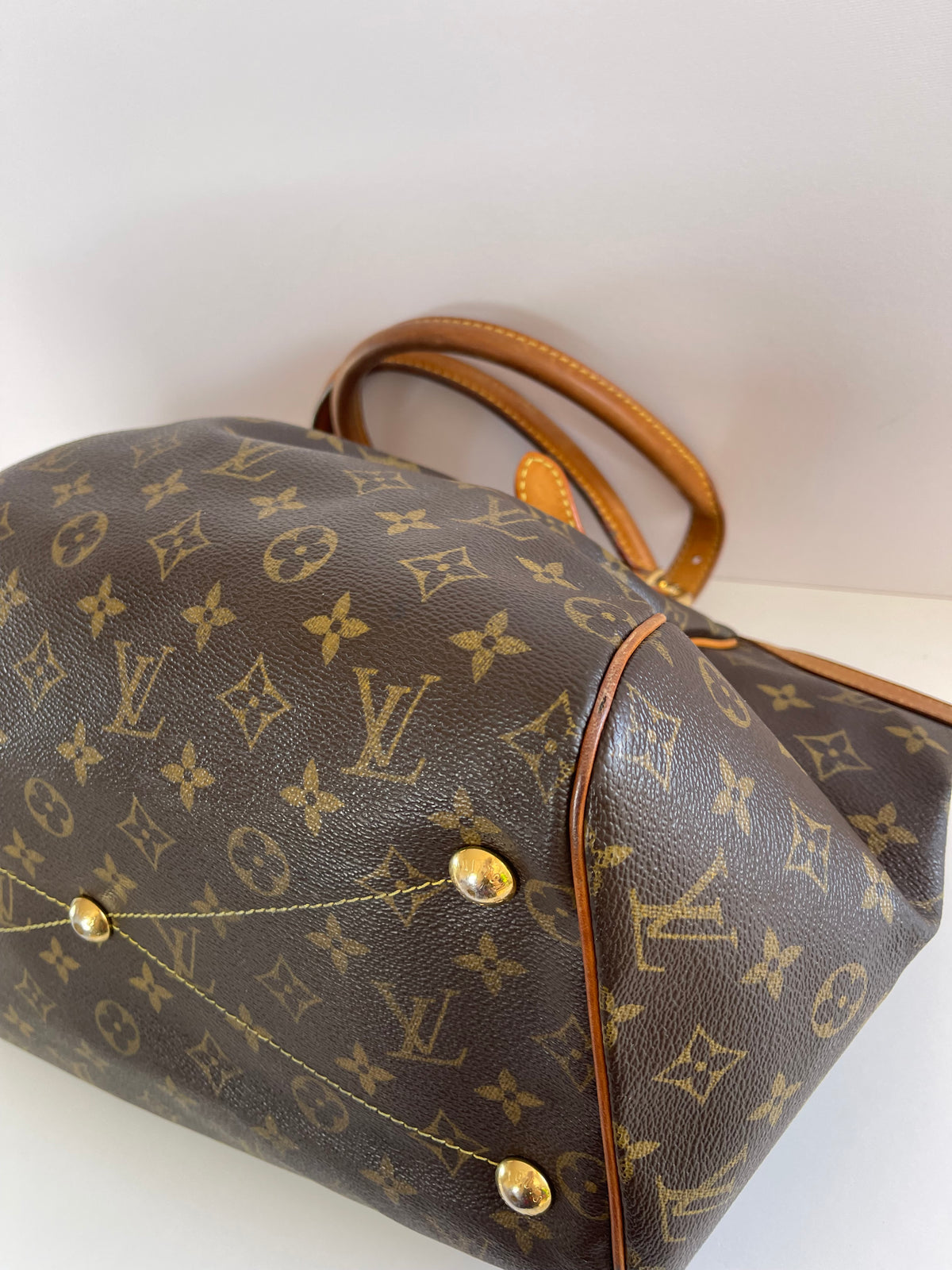 Louis Vuitton Tivoli GM Monogram Canvas