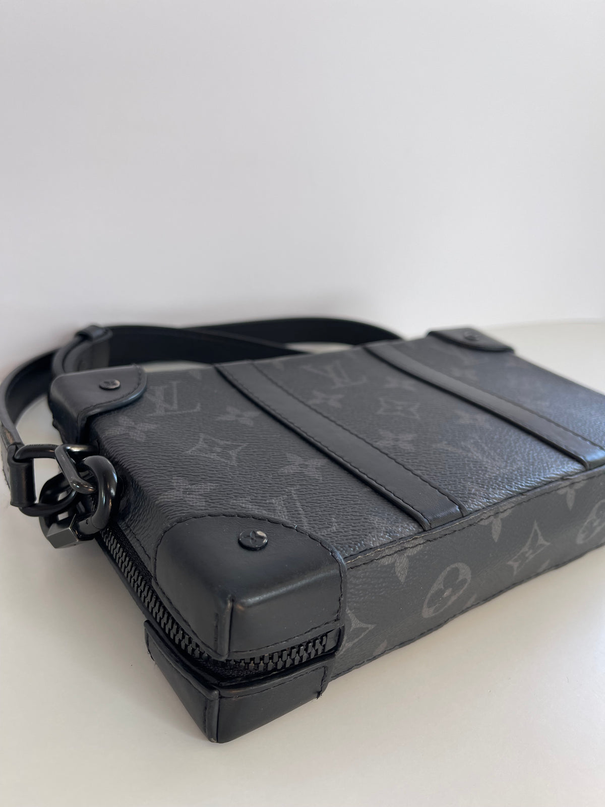 Louis Vuitton Soft Trunk Wallet Shoulder Bag Monogram Eclipse