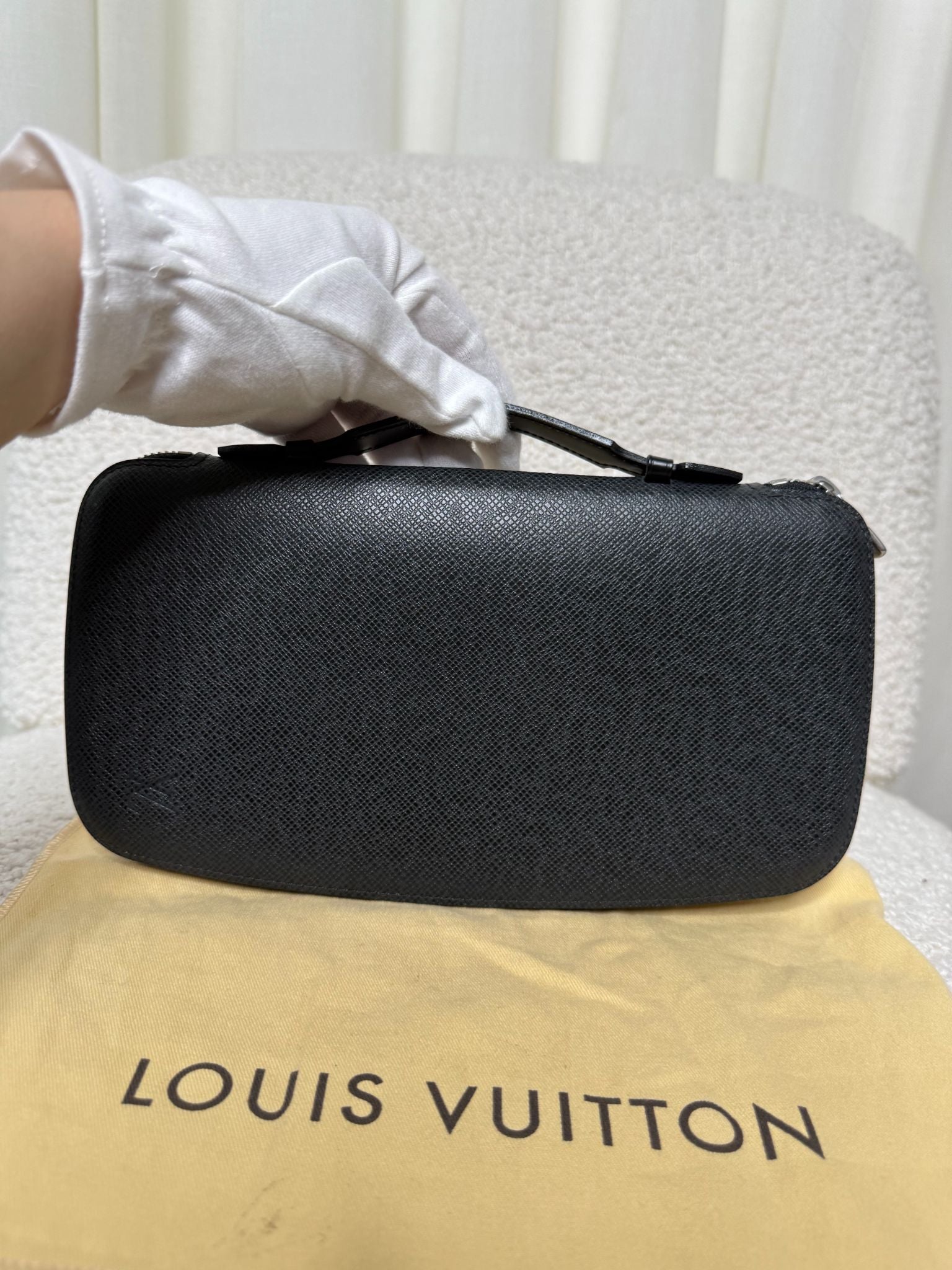 Louis Vuitton Long Wallet Organizer Atoll Taiga Black