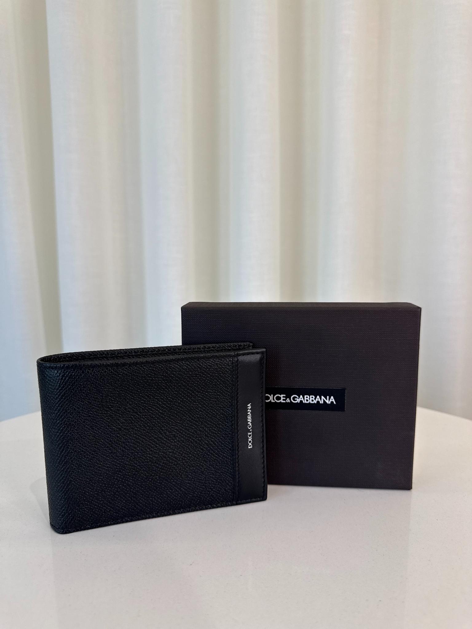 Dolce Gabbana Men's Black Dauphine Leather Bifold Wallet