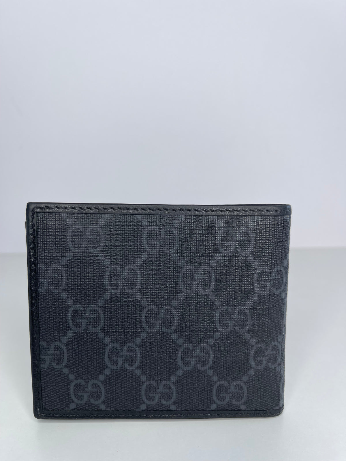 Gucci GG Bi-Fold Men Wallet With Interlocking G