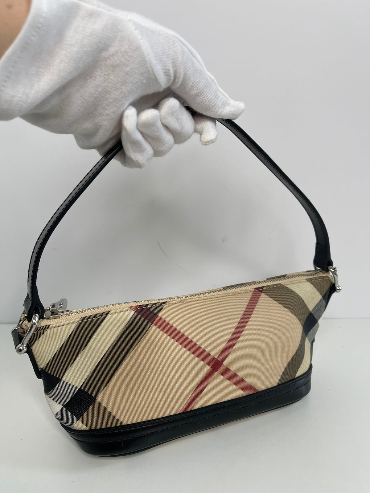 Burberry Nova Check Black Mini Boat Pochette