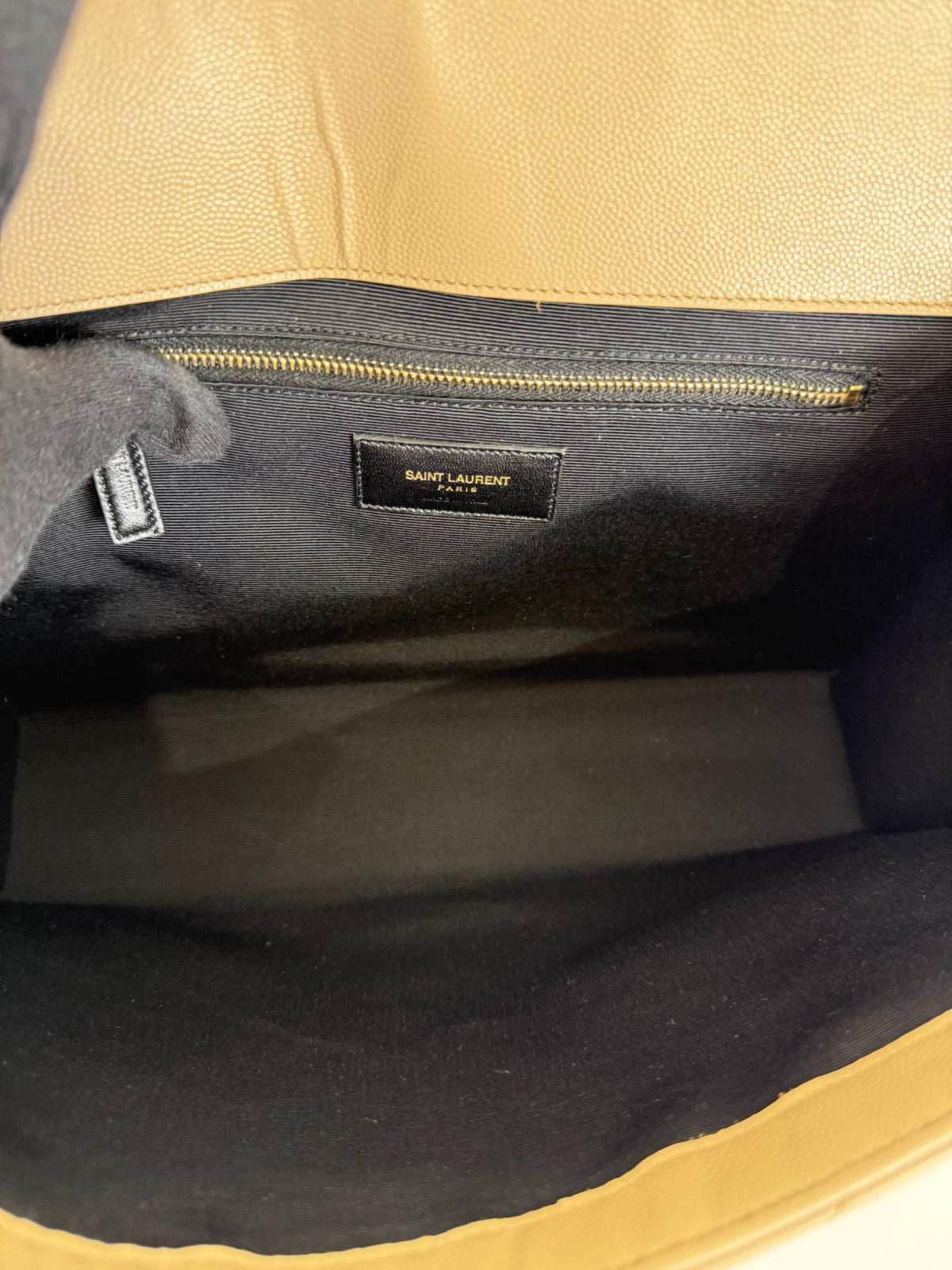 Saint Laurent Beige Grain De Poudre Large Envelope Bag