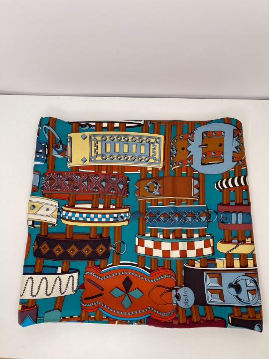 Hermès Colliers de Chiens Silk Scarf 90