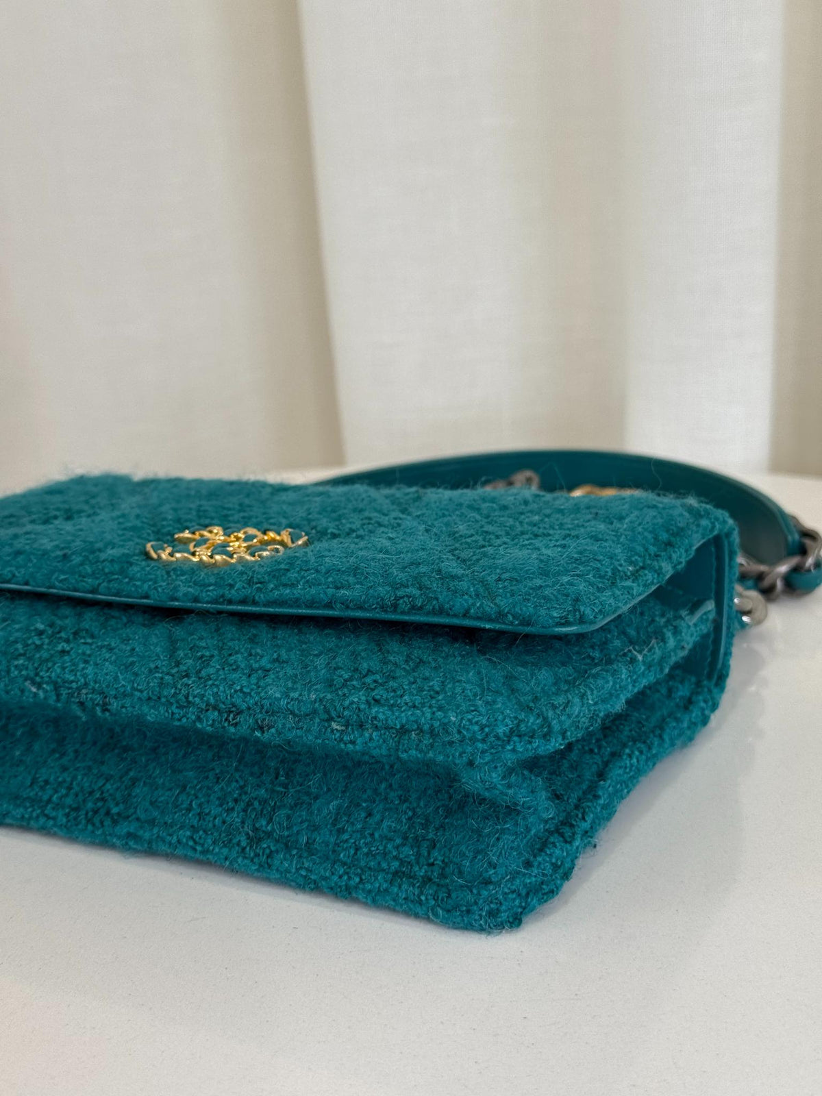 Chanel 19 Green Tweed Wallet On Chain