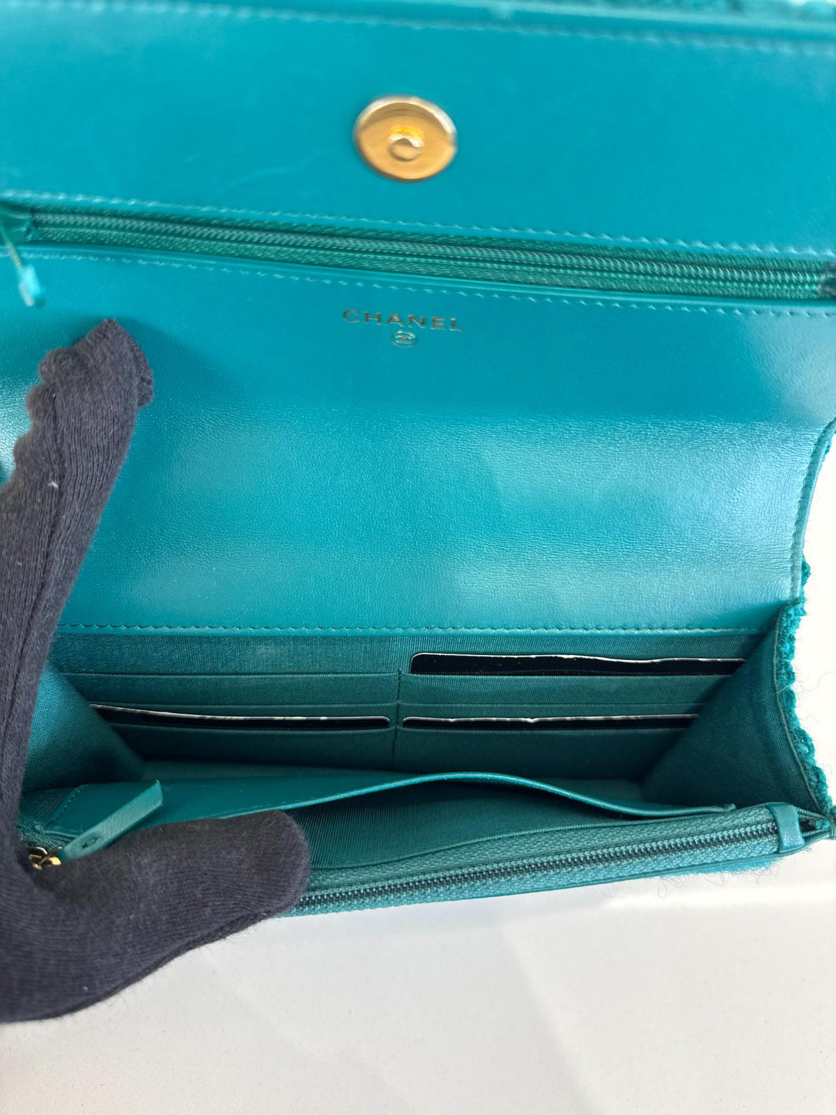 Chanel 19 Green Tweed Wallet On Chain