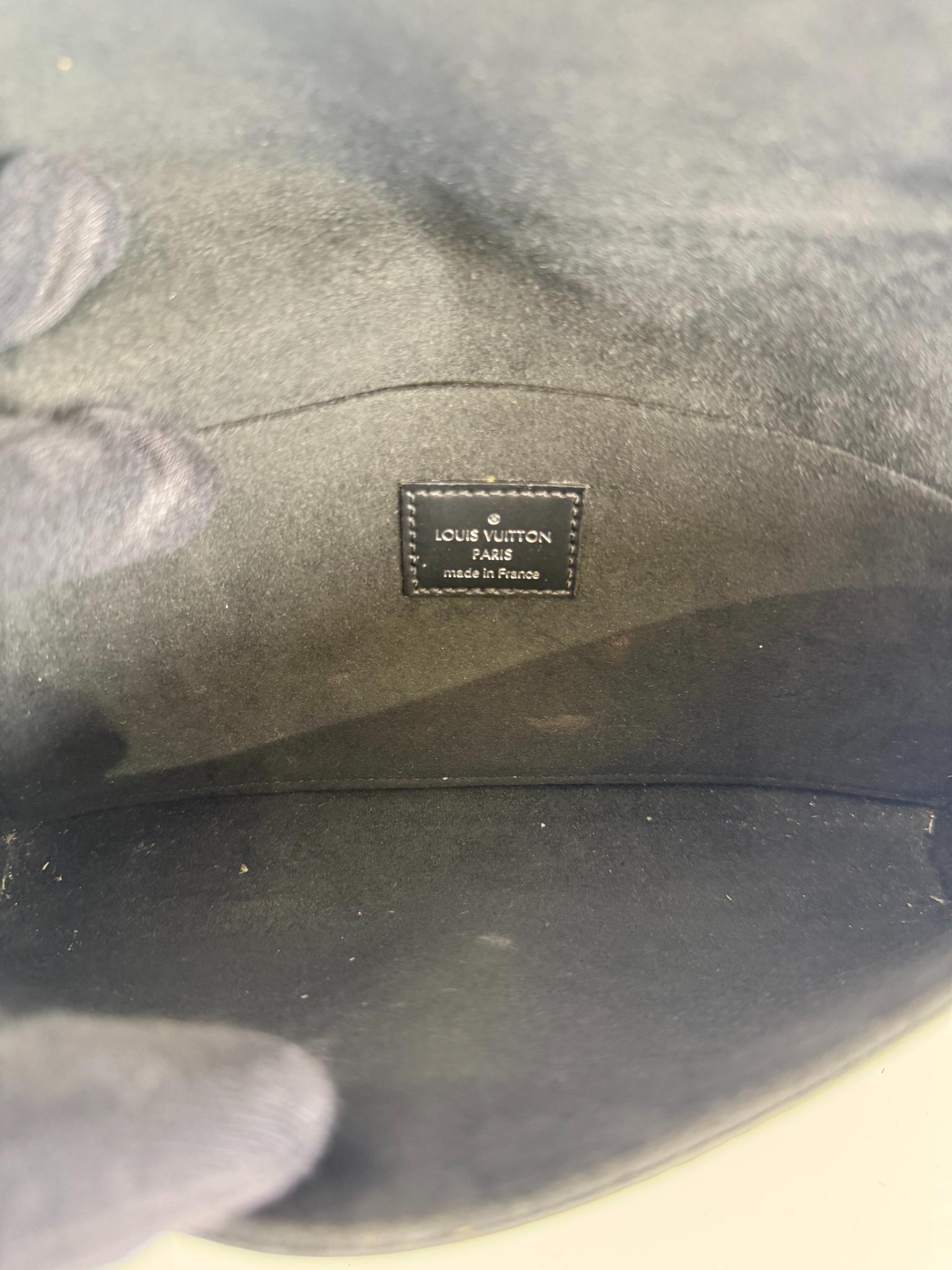 Louis Vuitton Pochette Félicie Black Epi Leather